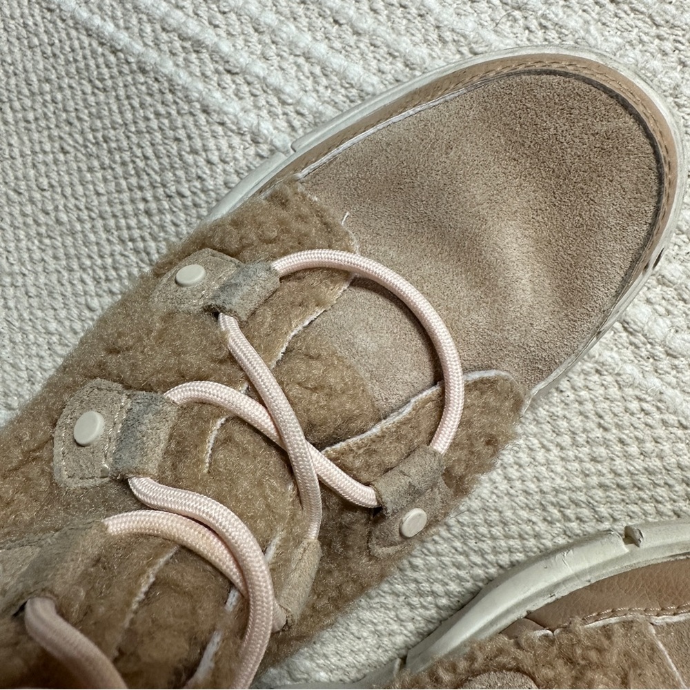 SOREL girls' tan Youth Explorer Cozy Canoe sherpa lace up boots 4 - Picture 11 of 13
